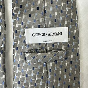Vintage Giorgio Armani Necktie 100% Silk Made In ITALY Gray/Silver 58"L  3.75"W